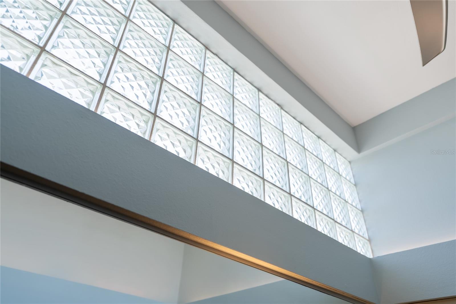 SOUTH VENICE - Residential