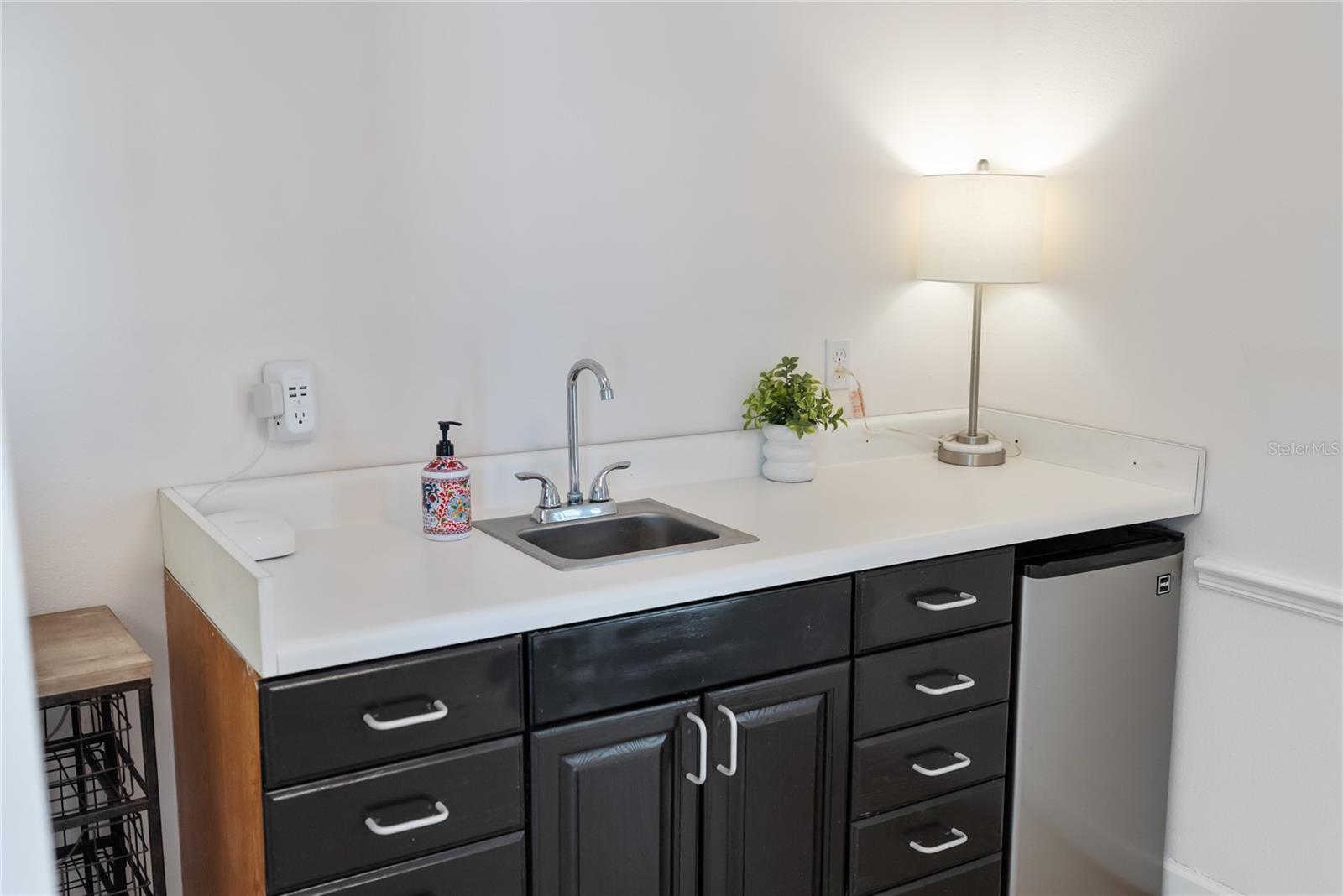 SOUTH VENICE - Residential