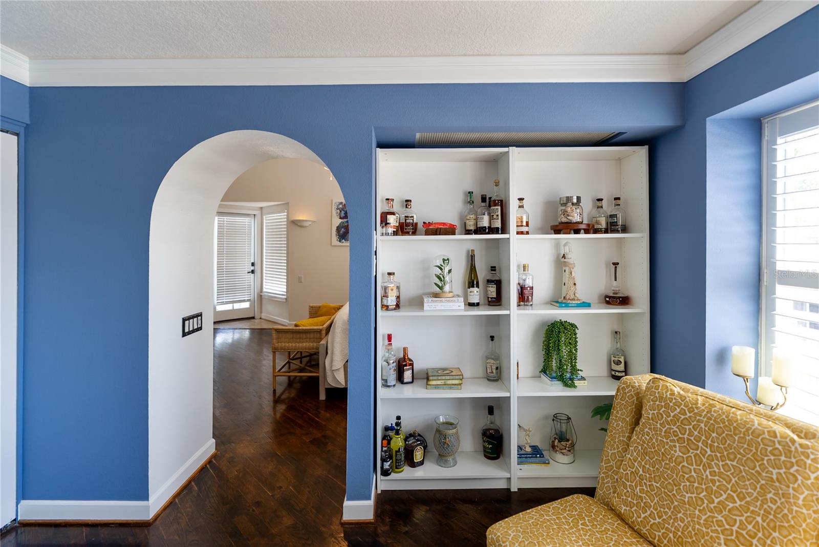 SOUTH VENICE - Residential