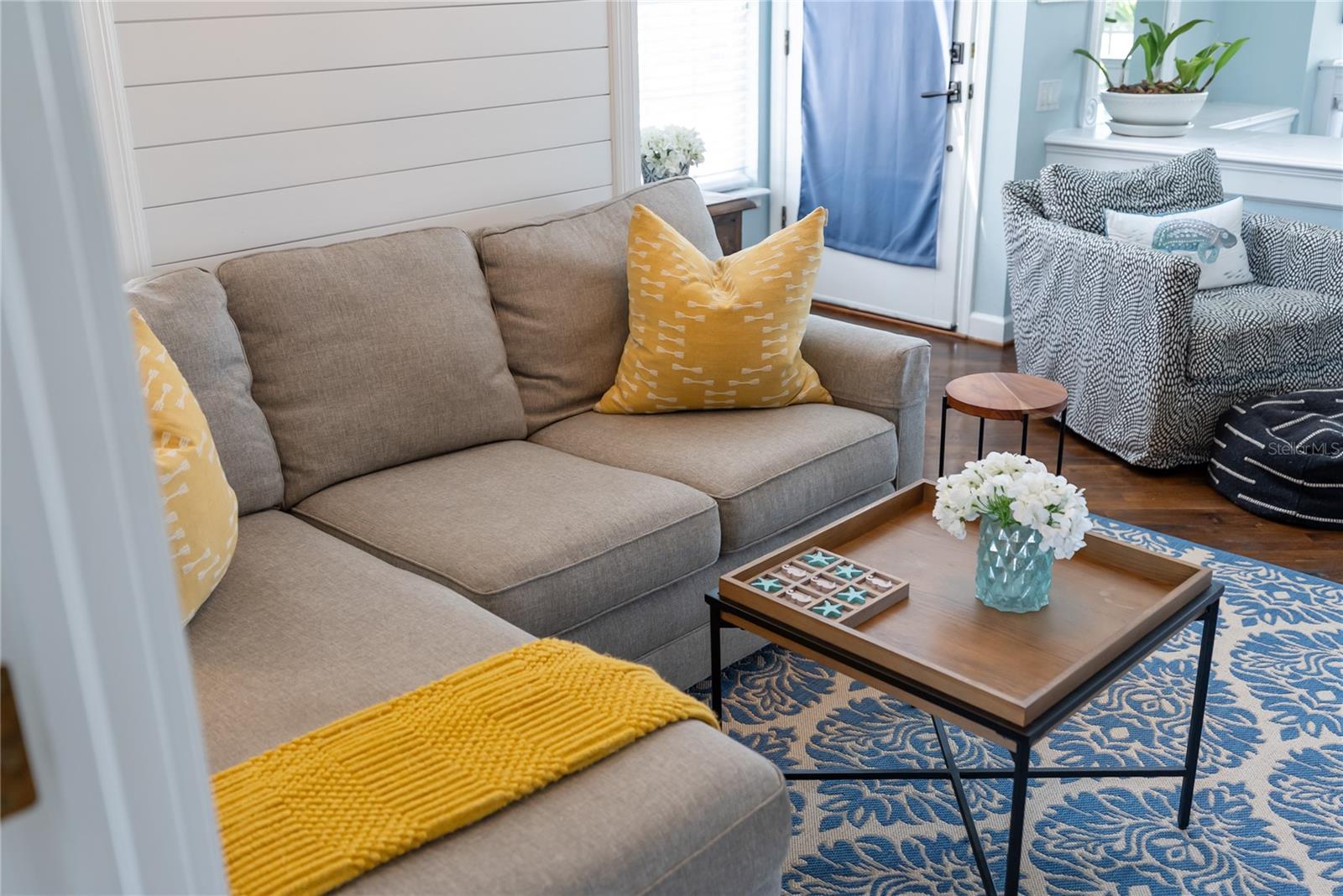 SOUTH VENICE - Residential