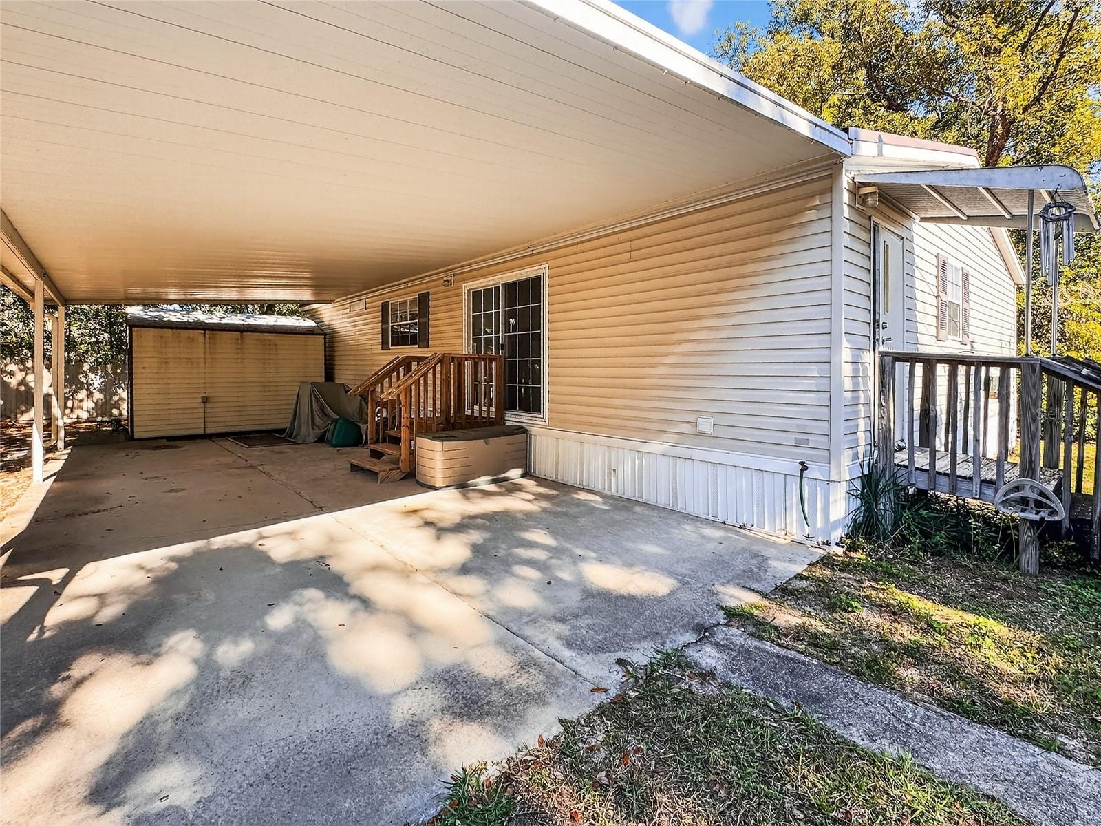 LITTLE LAKE WEIR - Residential