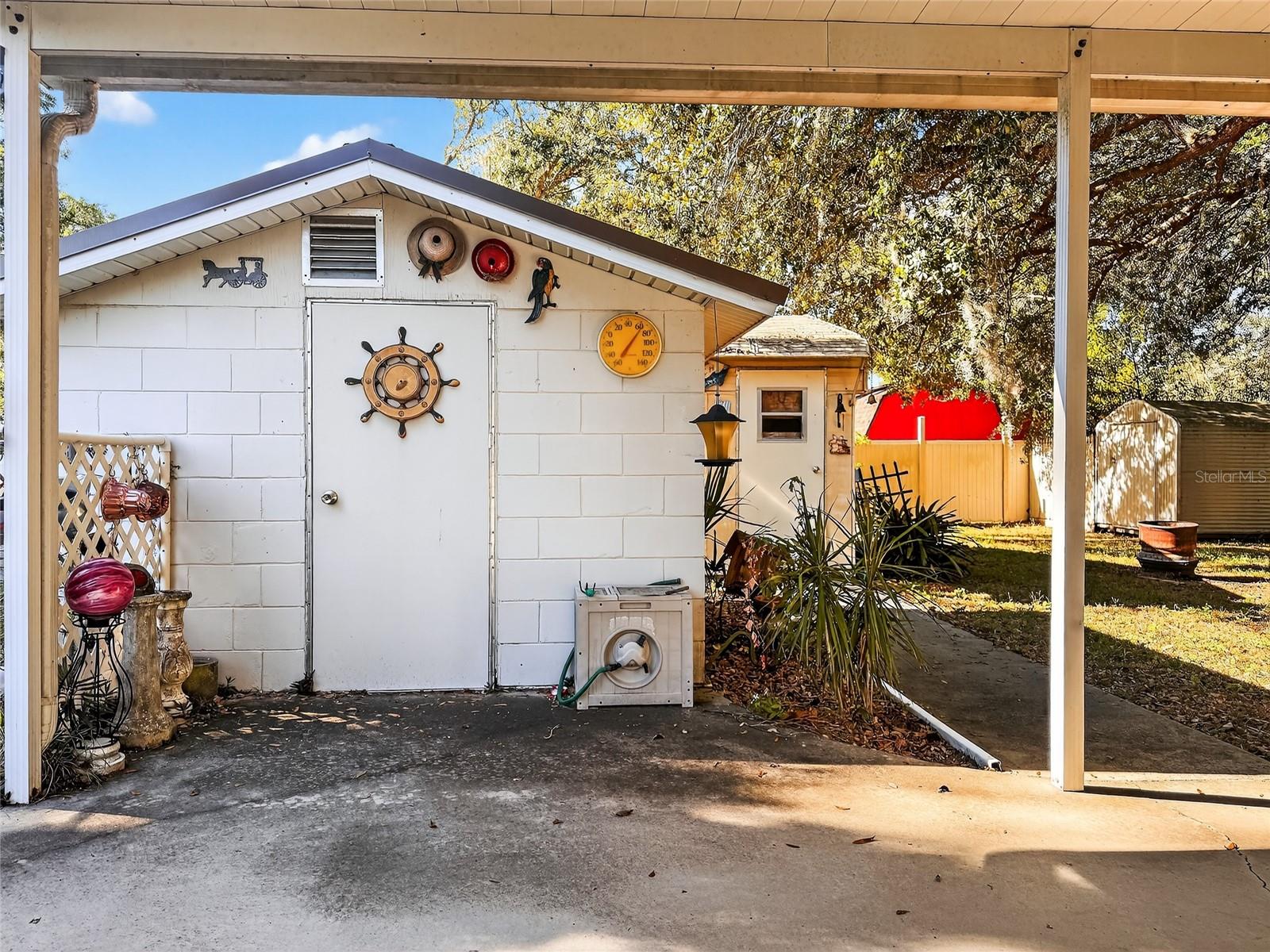 LITTLE LAKE WEIR - Residential