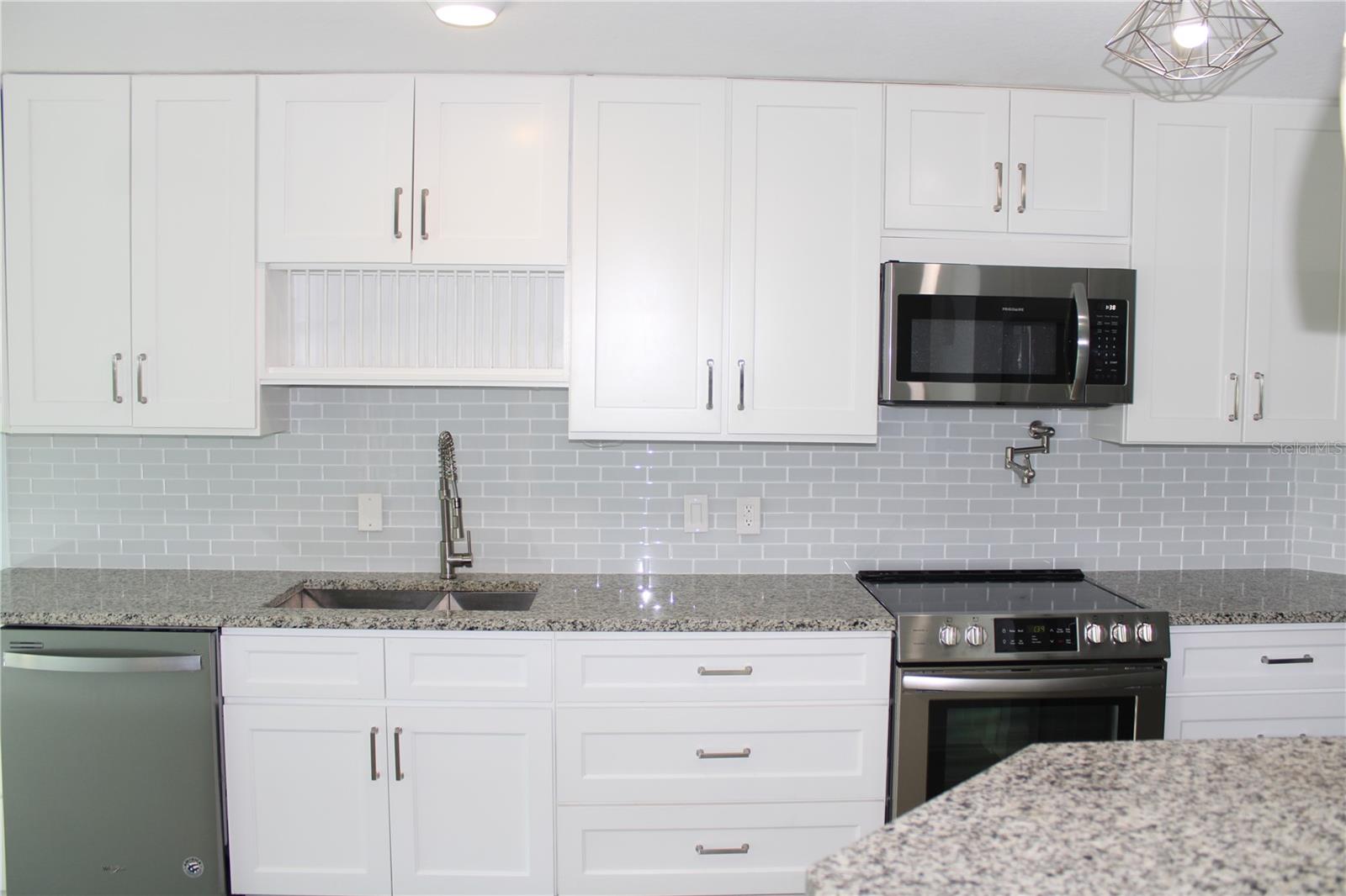 BAY LAKE ESTATES PH II - Residential Lease