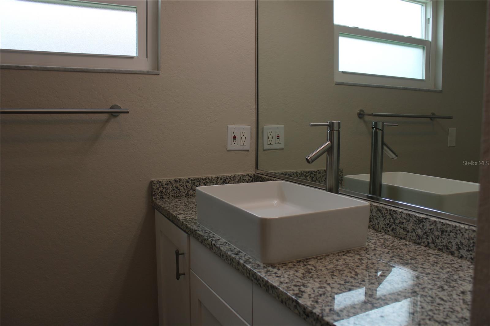 BAY LAKE ESTATES PH II - Residential Lease