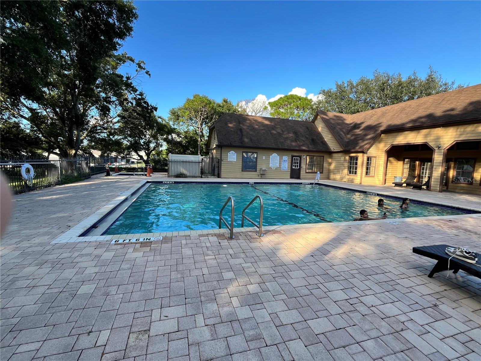 LAKEWOOD PARK A CONDO - Residential