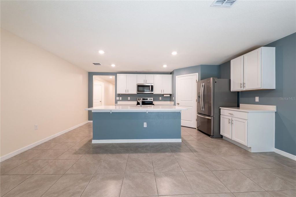 Photo of 11272 SE 67th Circle, Belleview, FL 34420 (MLS # O6377095)