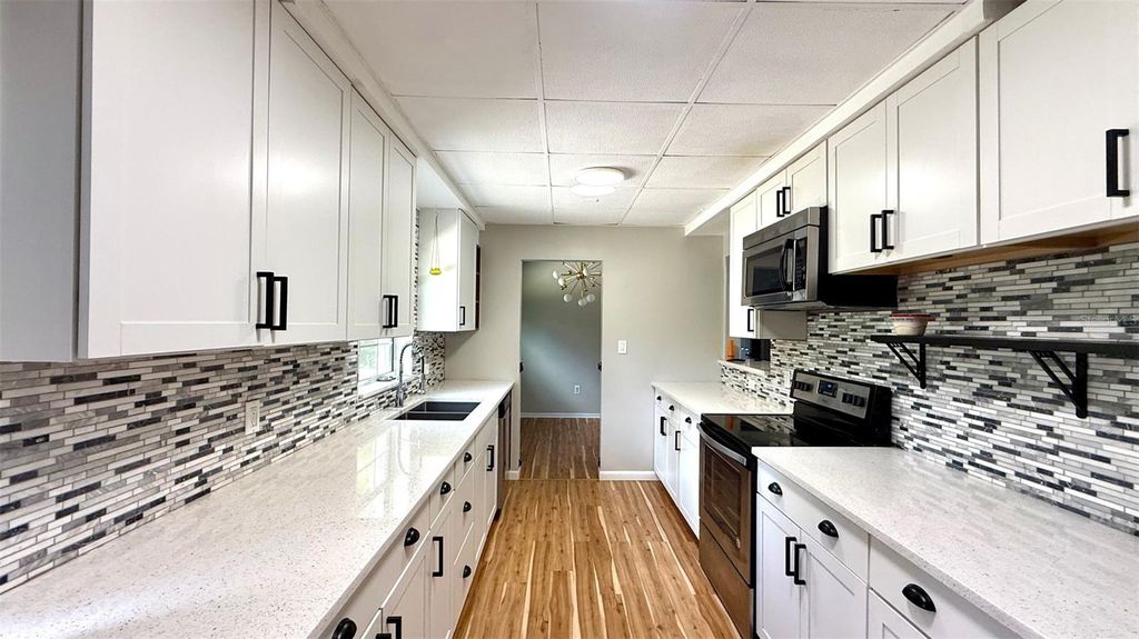 Photo of 1916 N Hastings Street, Orlando, FL 32808 (MLS # O6395086)