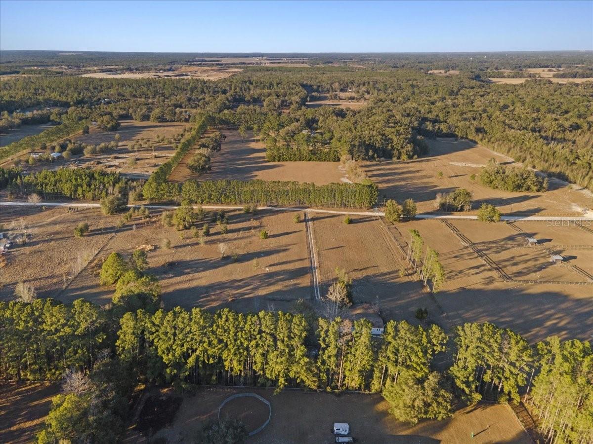 HOLIDAY FARMS - Residential