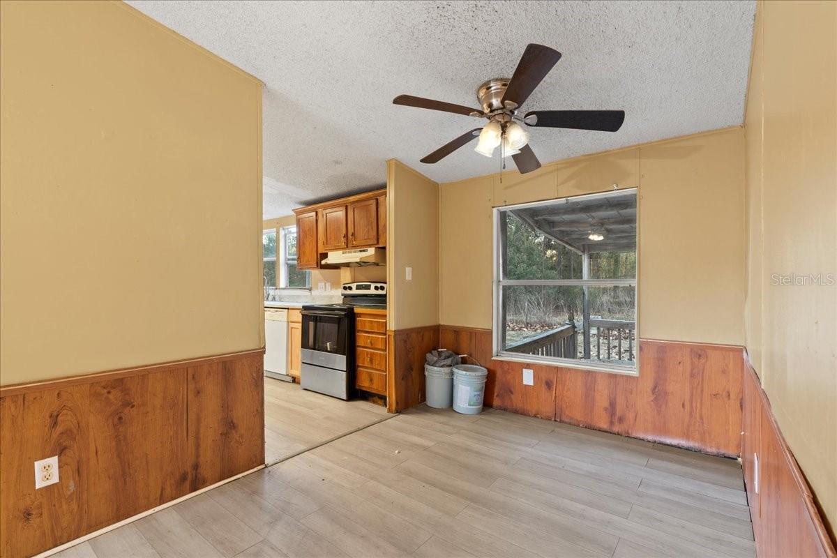 HOLIDAY FARMS - Residential