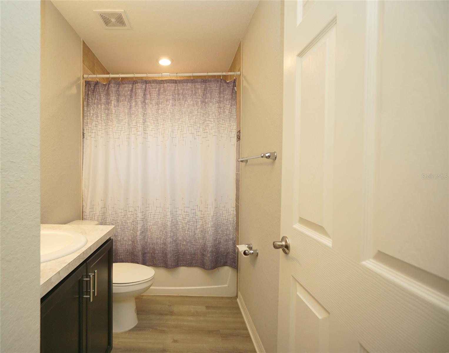 RIDGEWOOD SOUTH - Residential Lease