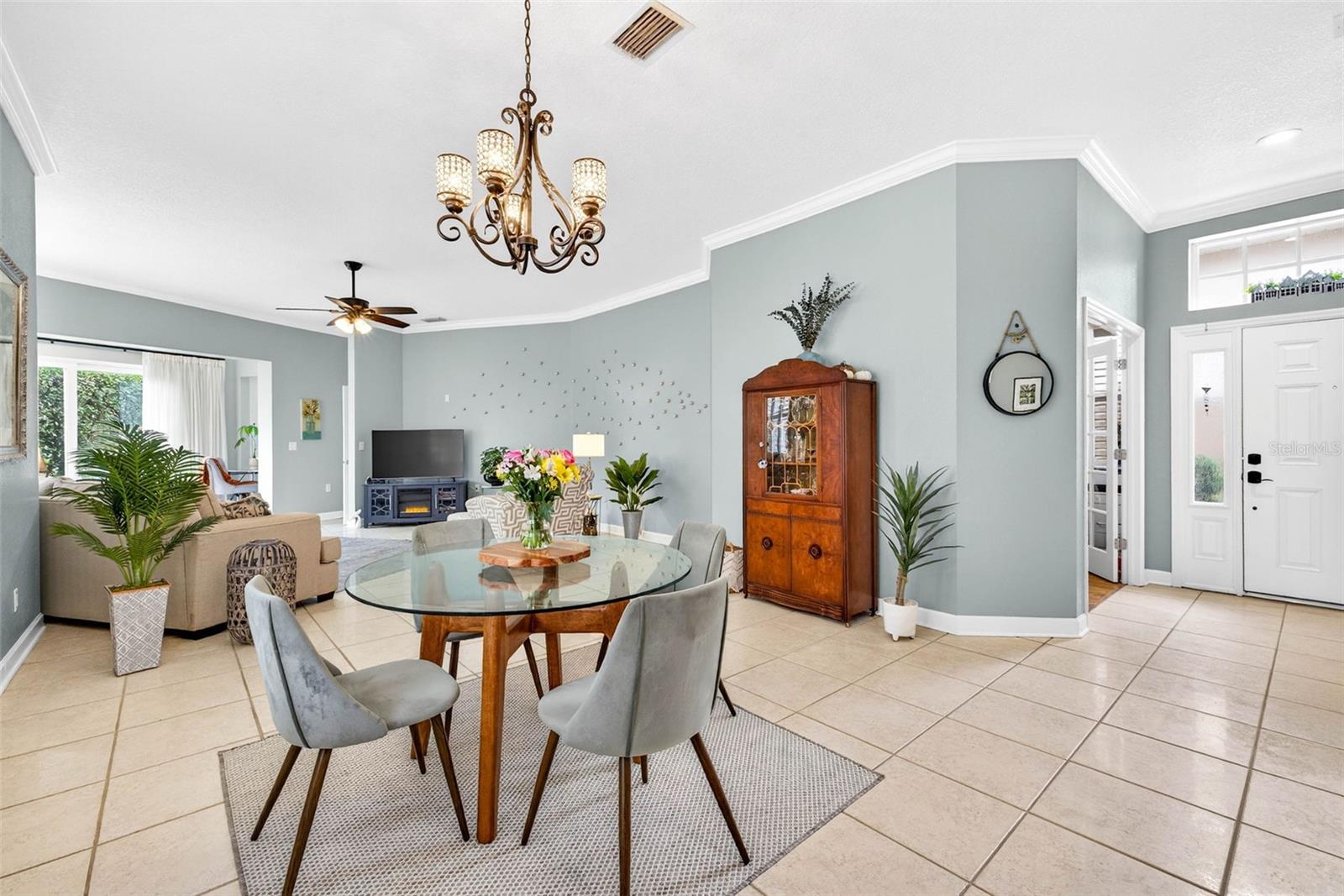 RIVER HILLS COUNTRY CLUB / FAIRWAY ONE - Residential