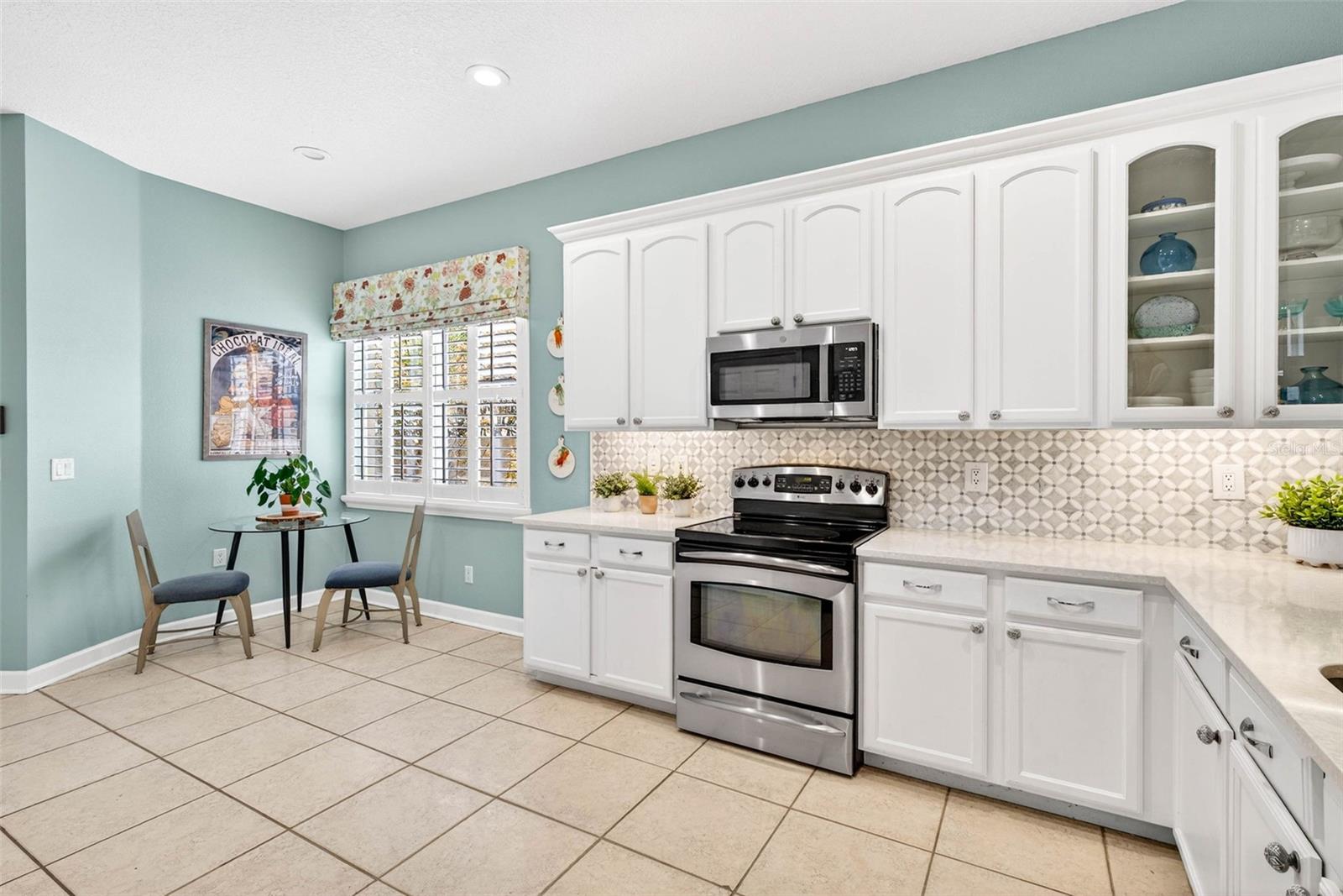 RIVER HILLS COUNTRY CLUB / FAIRWAY ONE - Residential