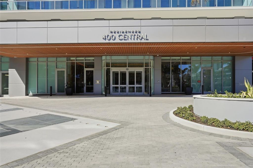 Photo of 400 Central Avenue #1803, St Petersburg, FL 33701 (MLS # TB8468725)