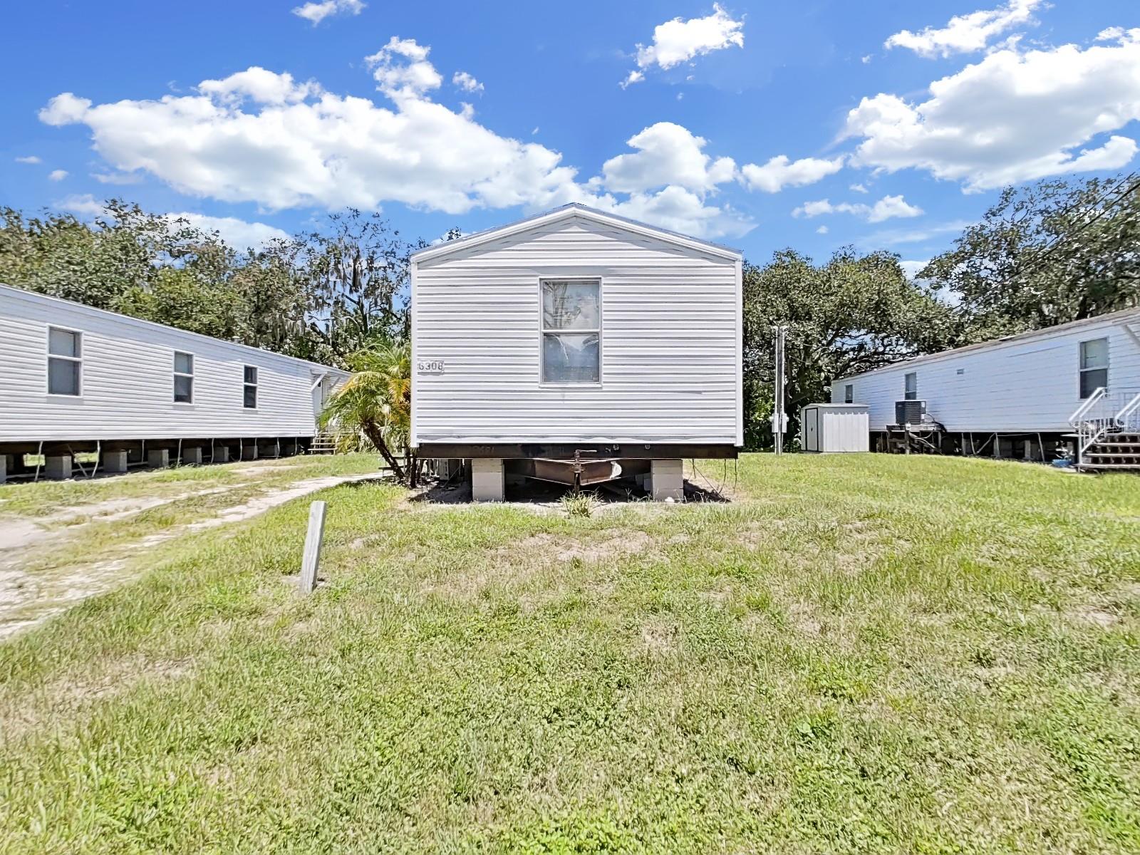 FLORIDA GARDEN LANDS REV M - Commercial Sale