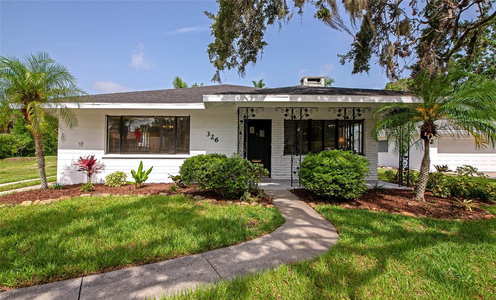 326 25TH STREET W