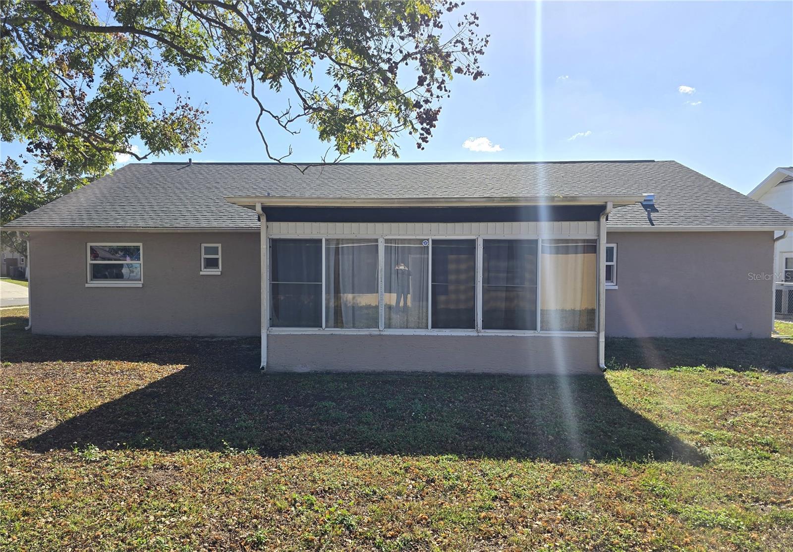 EXECUTIVE WOODS - Residential