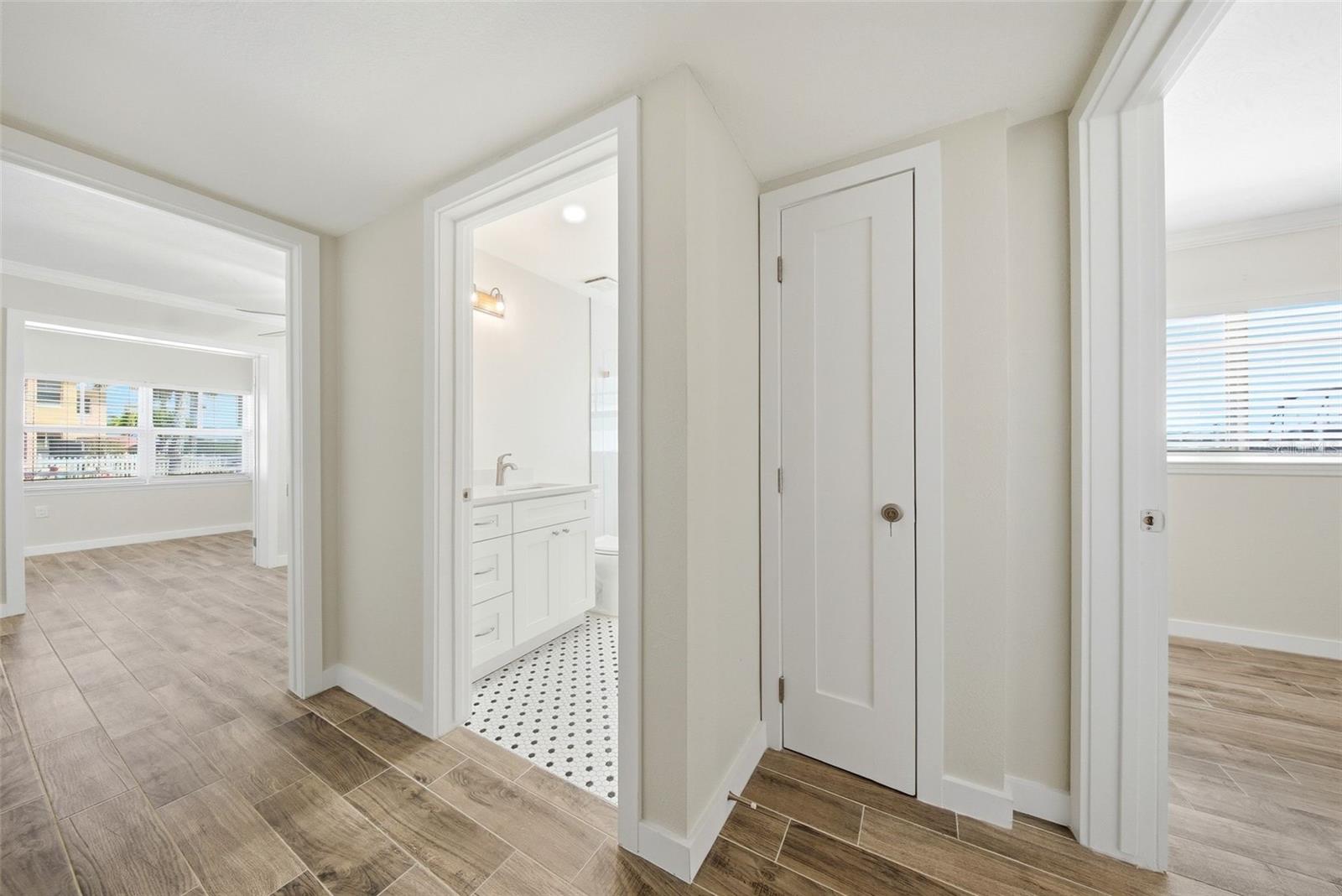 BAREFOOT BEACH RESORT OF INDIAN SHORES - Residential