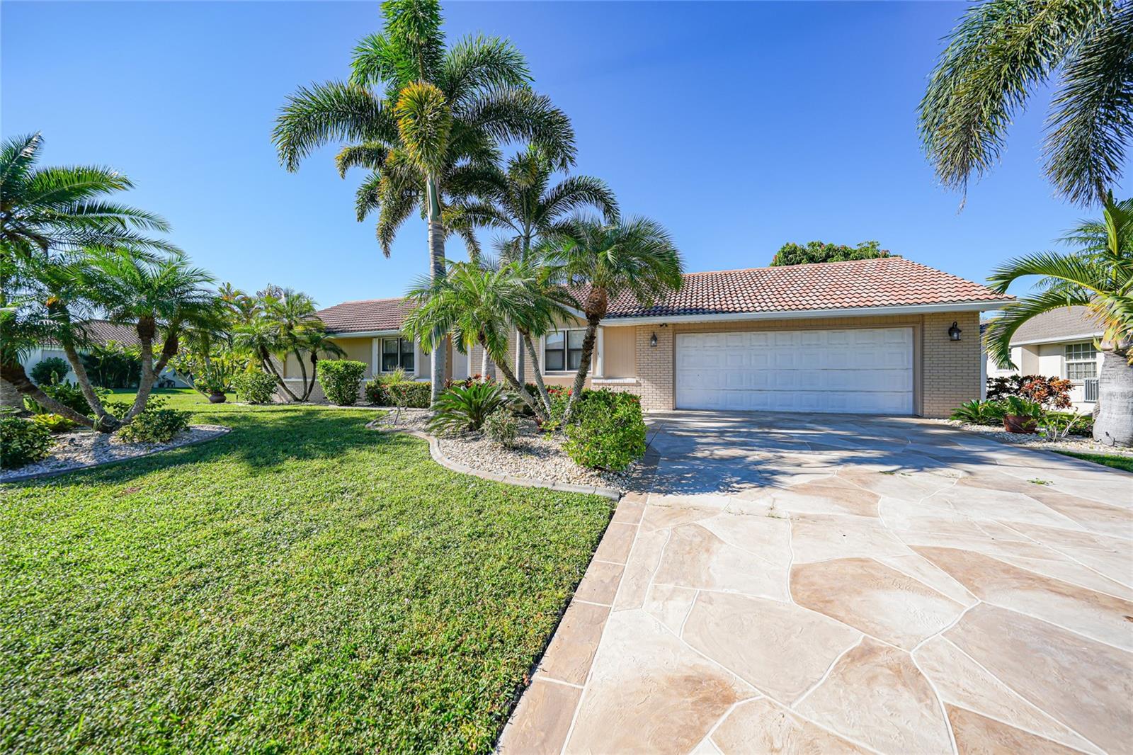 PUNTA GORDA ISLES SEC 15 - Residential