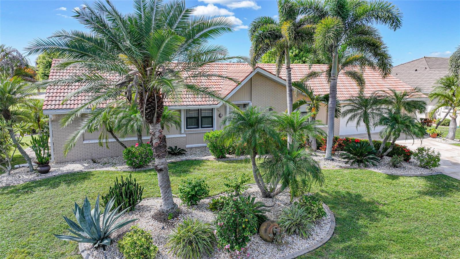 PUNTA GORDA ISLES SEC 15 - Residential