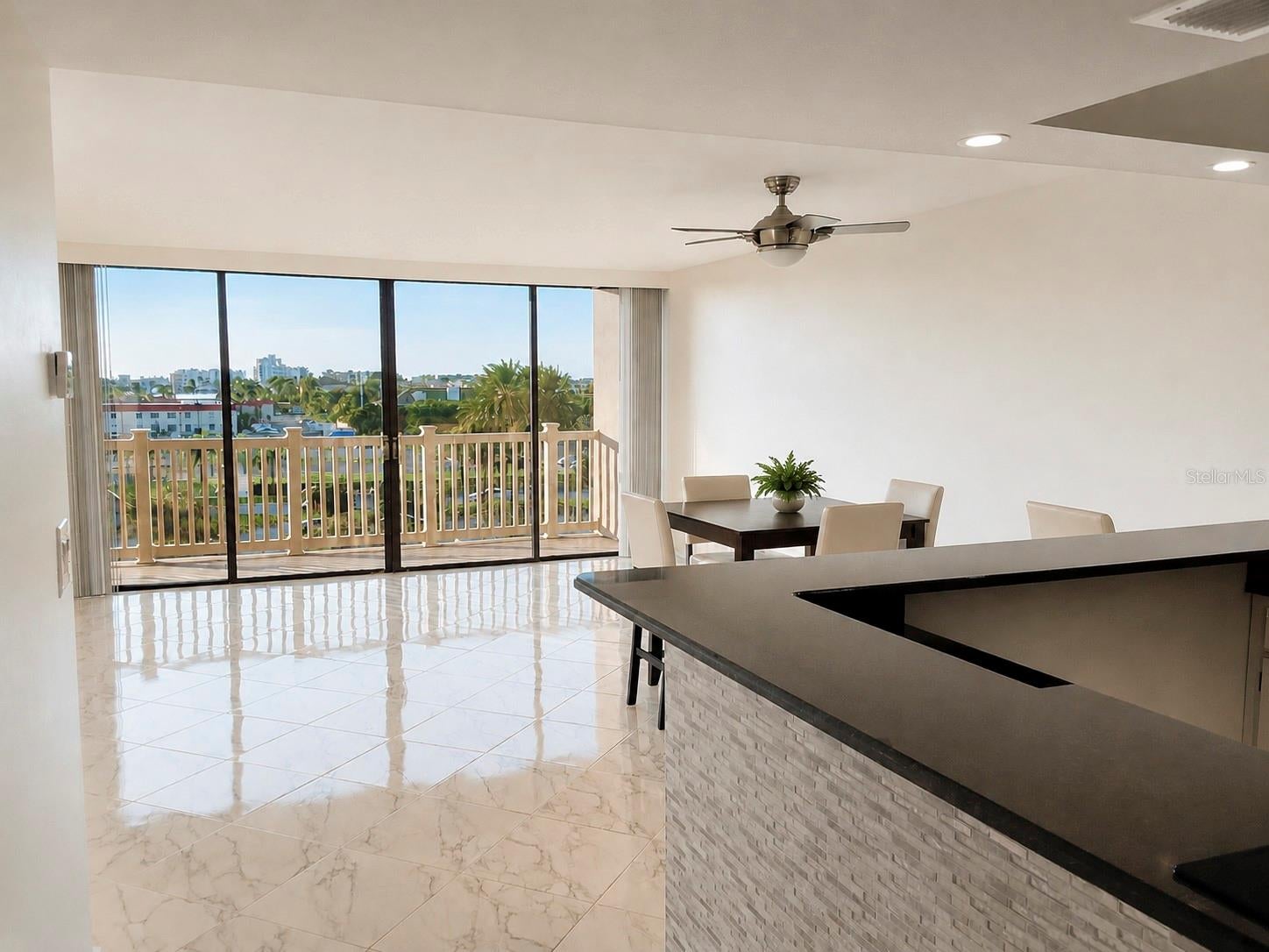 500 TREASURE ISLAND CAUSEWAY 502