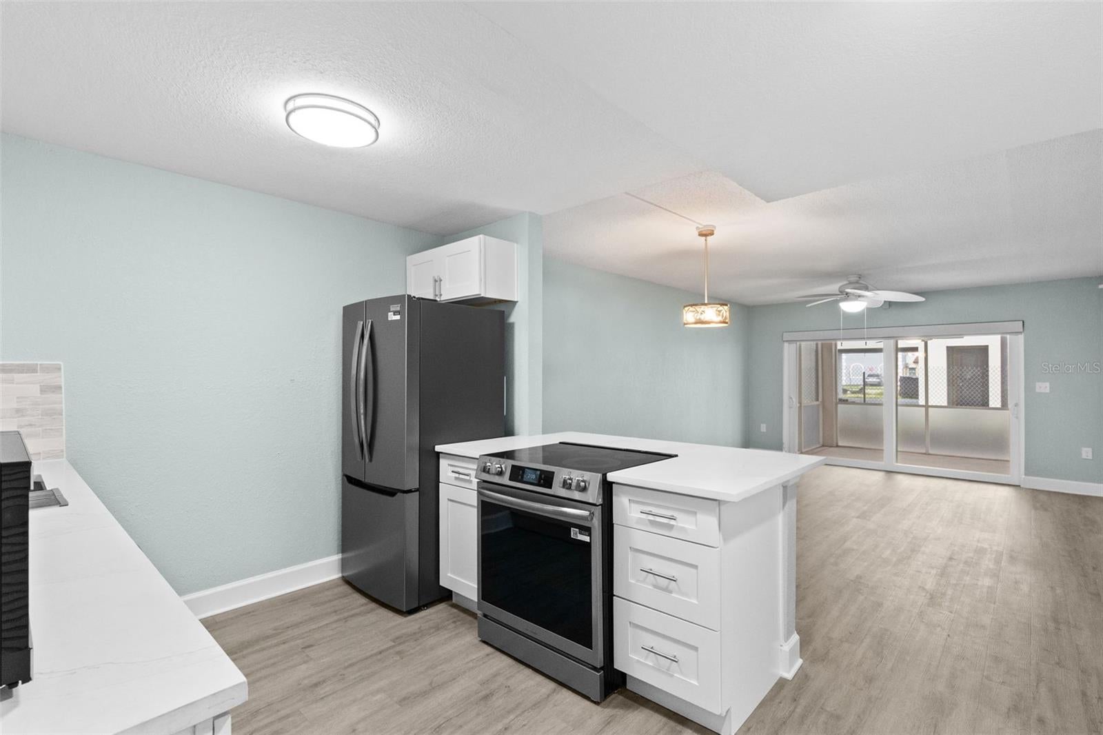 17035 GULF BOULEVARD 116