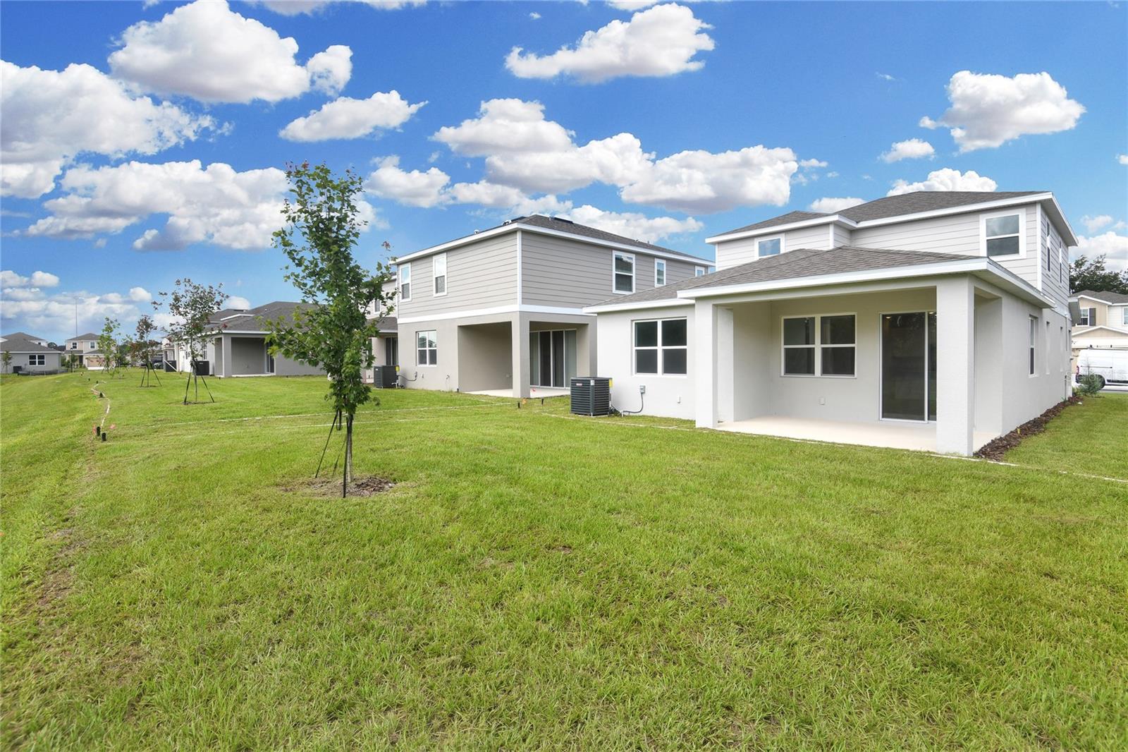 SEASONS AT SHORES OF LAKE DELL - Residential