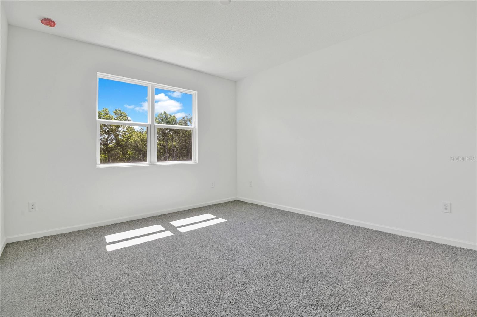 SEASONS AT SHORES OF LAKE DELL - Residential