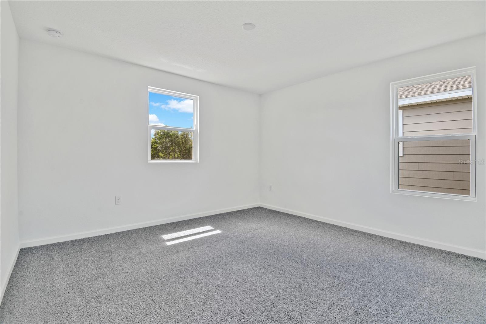 SEASONS AT SHORES OF LAKE DELL - Residential