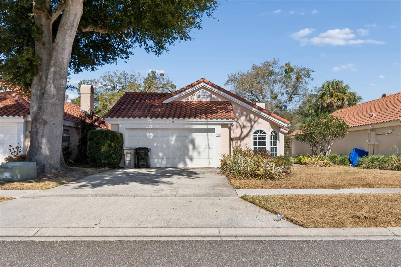 VILLA CAPRI - Residential