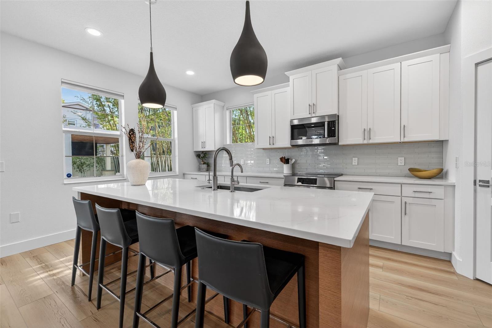 CHICAGO SUB 2 - Residential