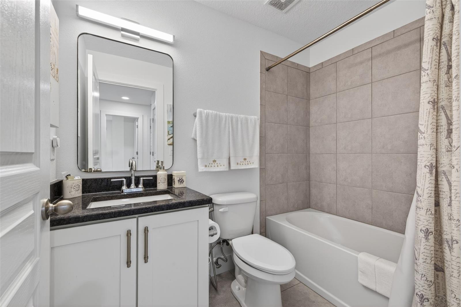 CHICAGO SUB 2 - Residential