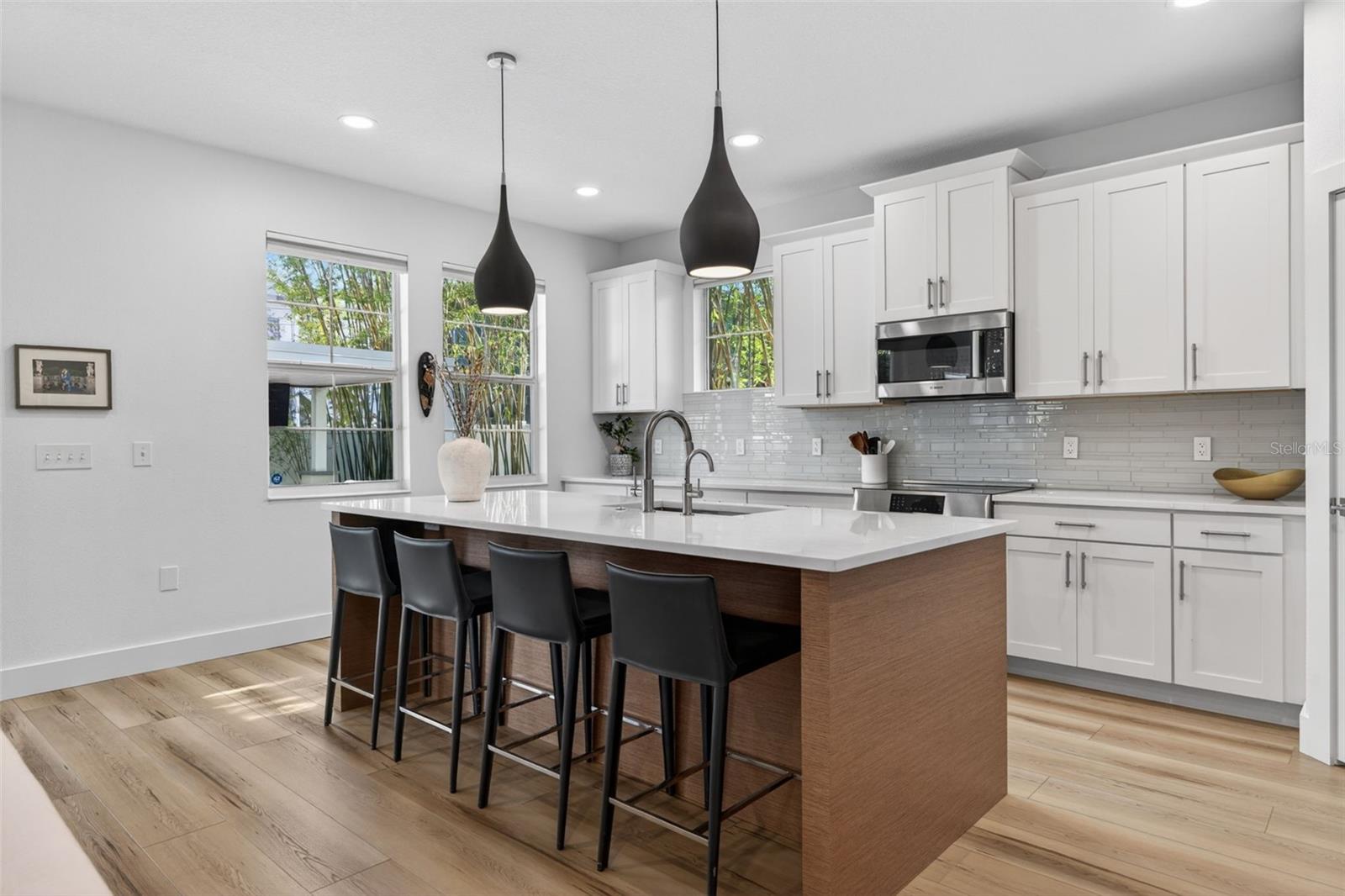 CHICAGO SUB 2 - Residential