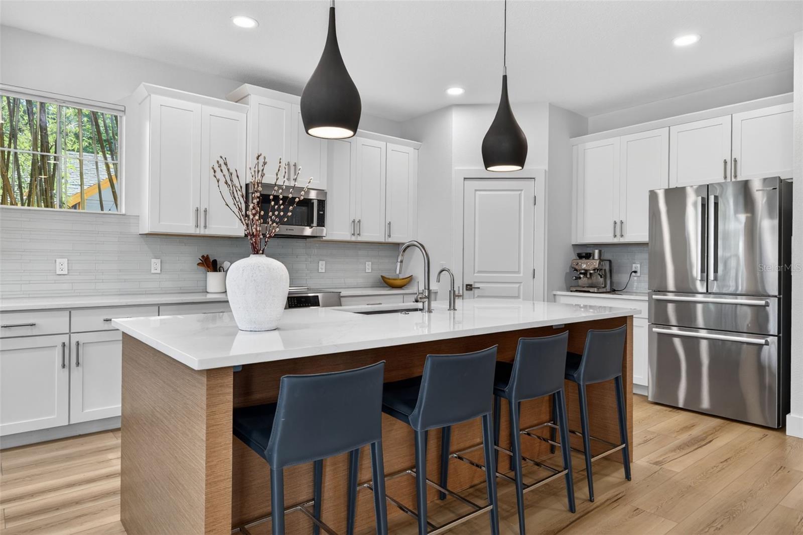 CHICAGO SUB 2 - Residential