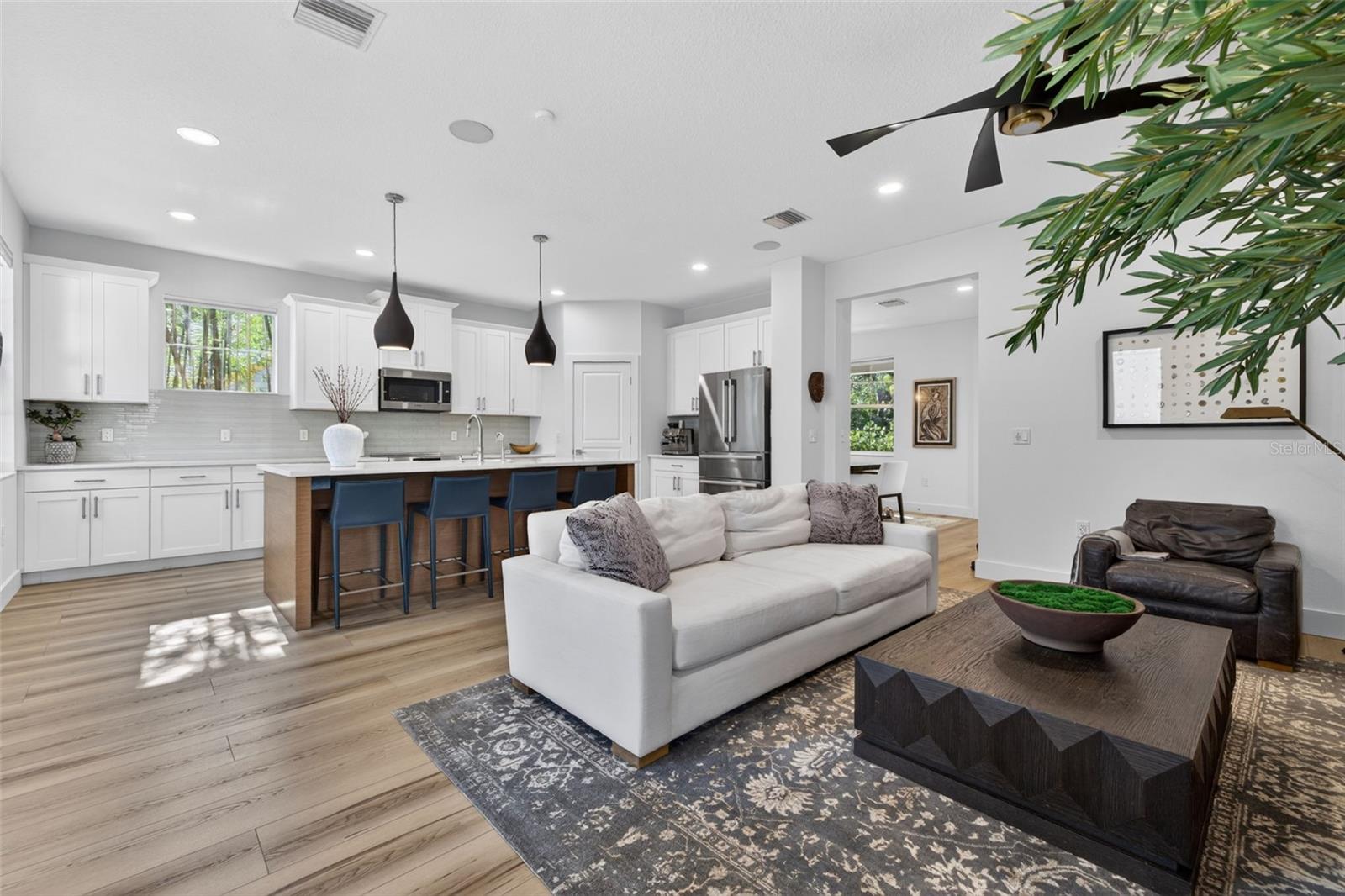 CHICAGO SUB 2 - Residential