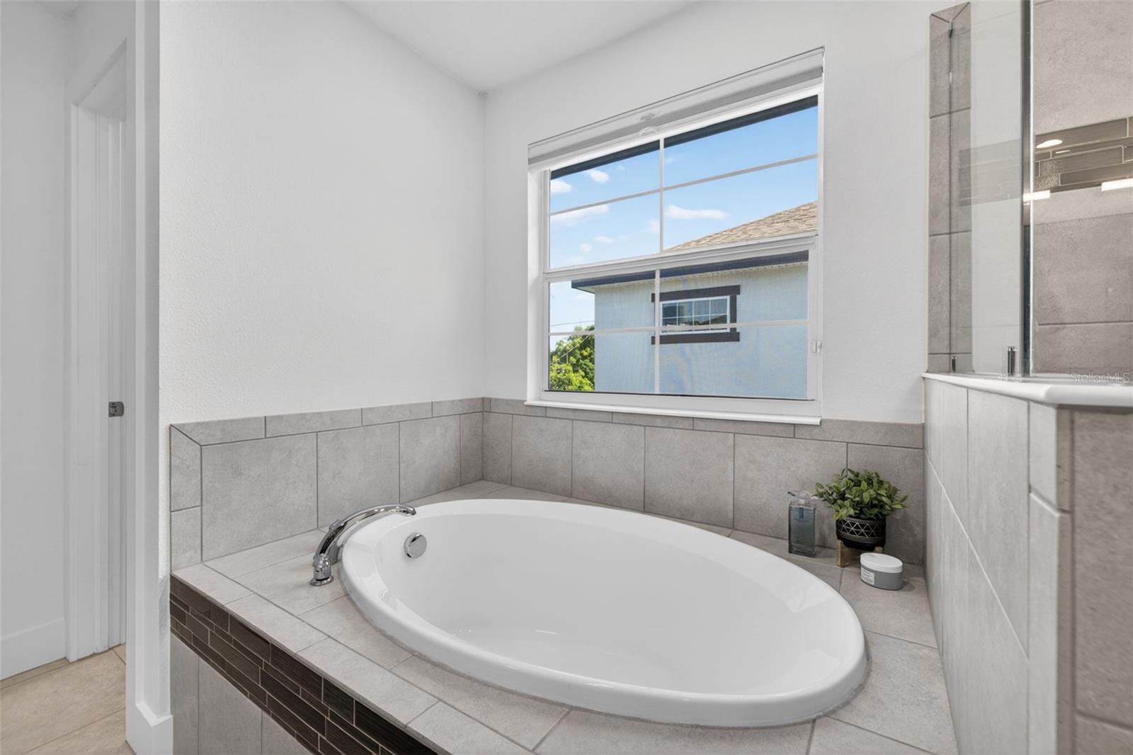 CHICAGO SUB 2 - Residential