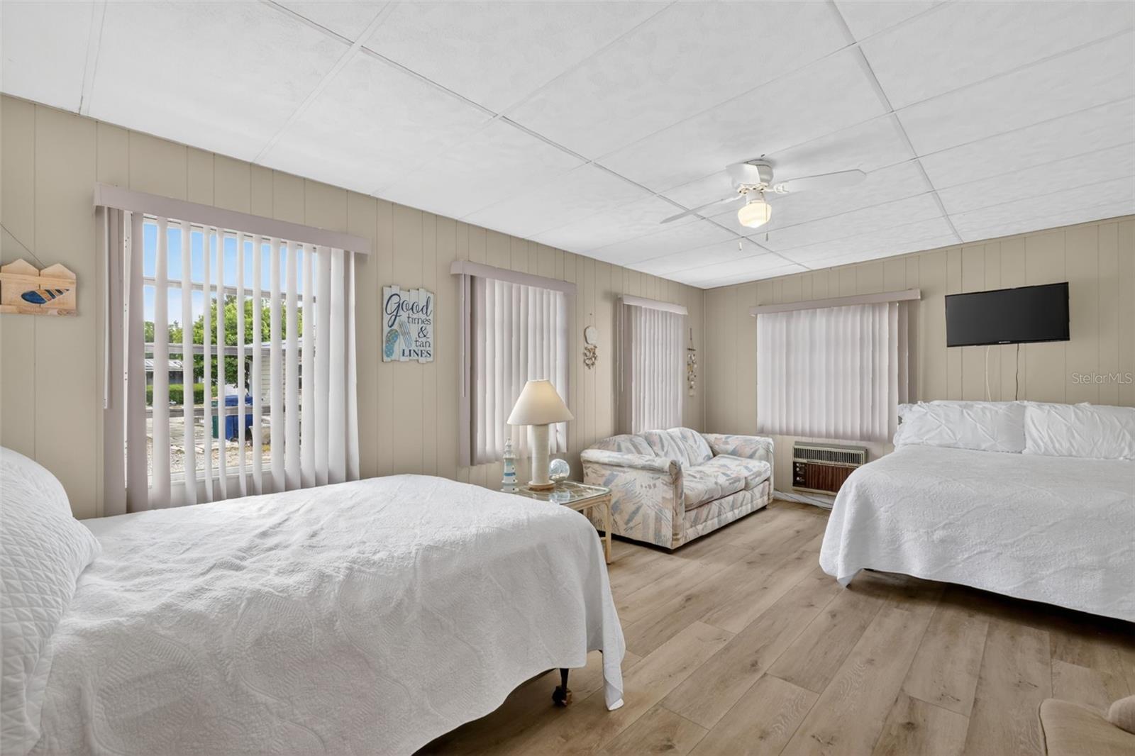 IMPERIAL MOBILE TERRACE 5TH ADD - Residential