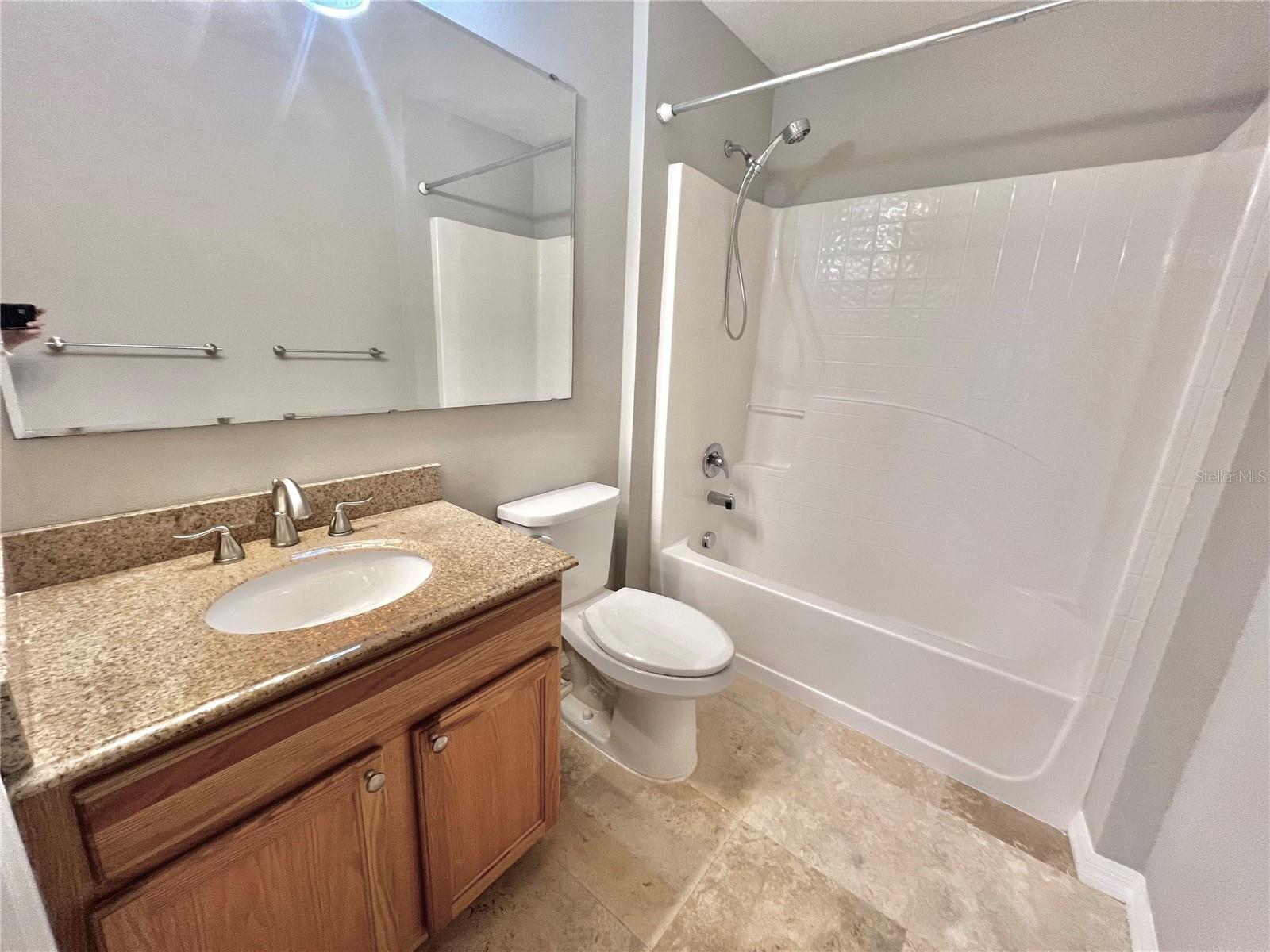 ASHBURN SQUARE TWNHMS - Residential Lease