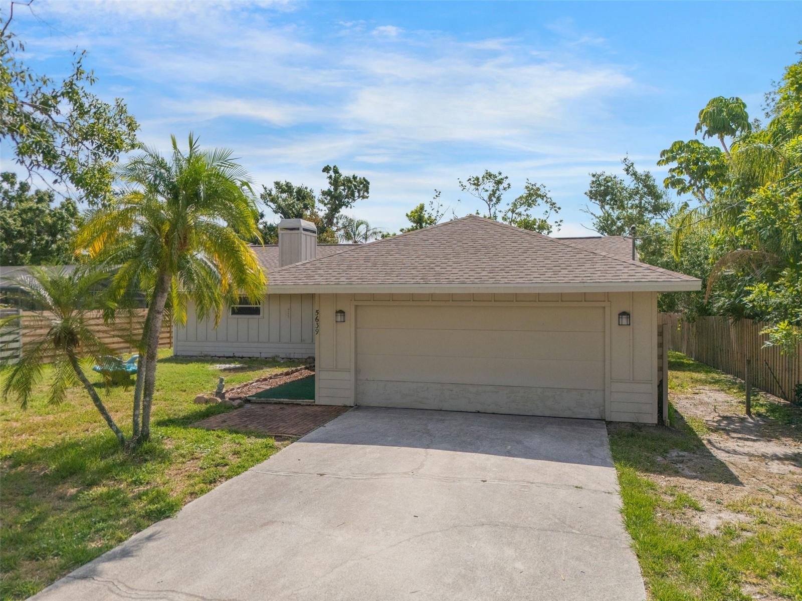 SARASOTA VENICE CO 09 37 18 - Residential