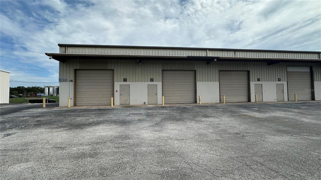 Photo of 3120 Reynolds Road, Lakeland, FL 33803 (MLS # L4964353)