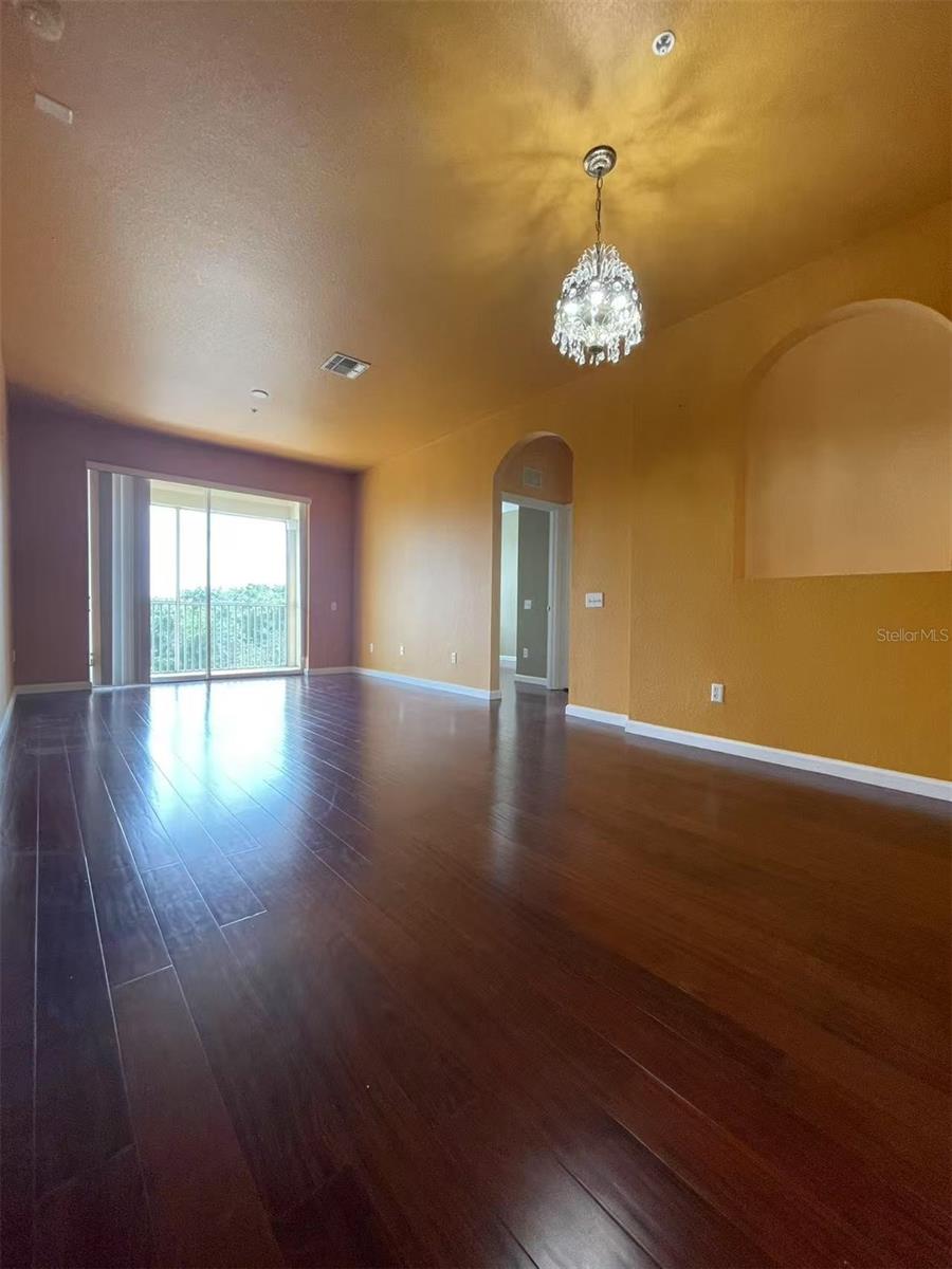6434 CAVA ALTA DRIVE 401
