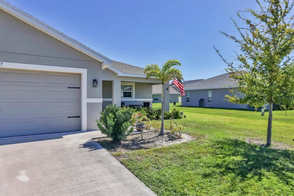 Photo of 3127 58th Way E, Palmetto, FL 34221 (MLS # A4667581)