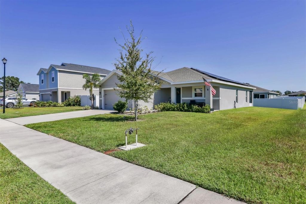 Photo of 3127 58th Way E, Palmetto, FL 34221 (MLS # A4667581)