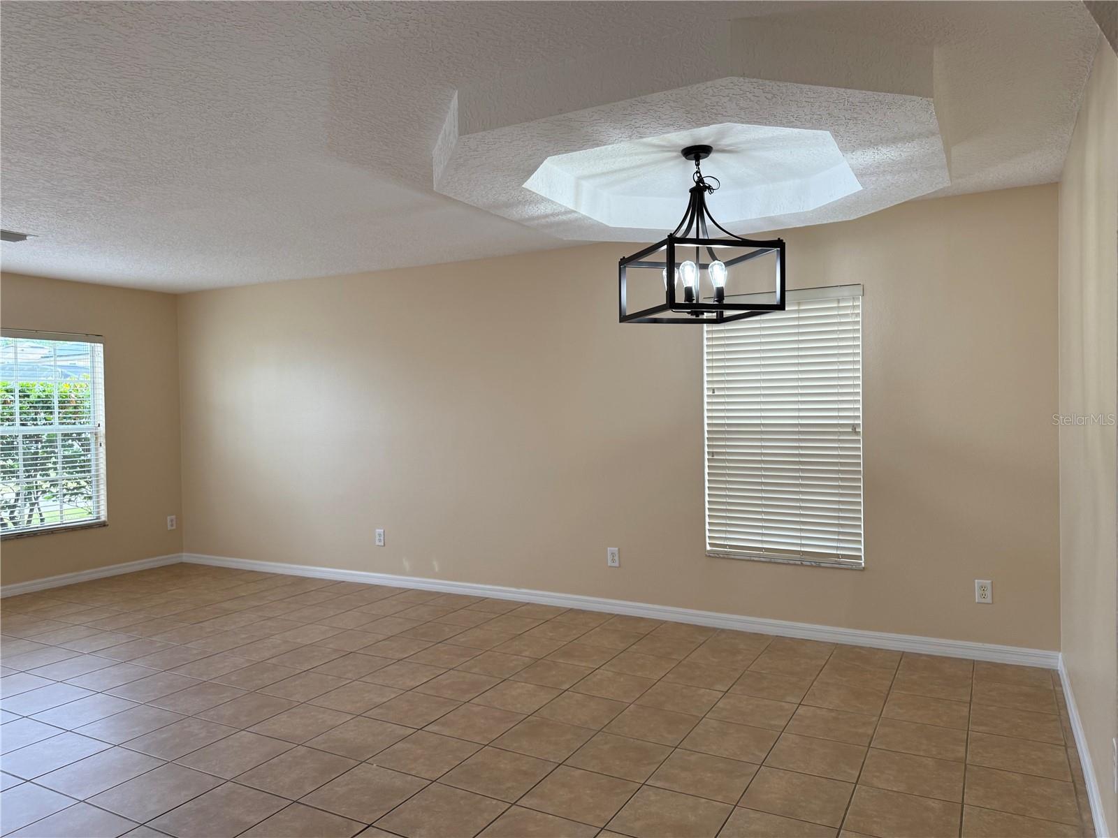 SPRINGVIEW UNIT 07 - Residential Lease