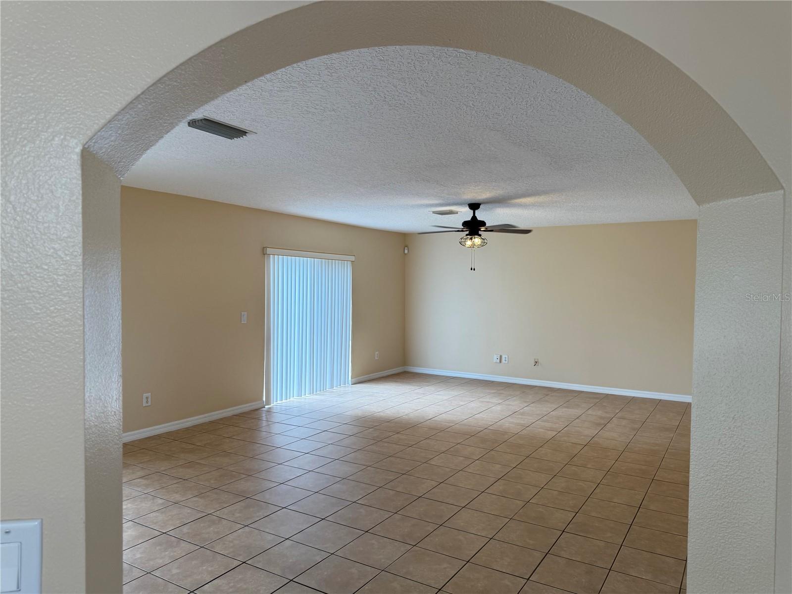 SPRINGVIEW UNIT 07 - Residential Lease