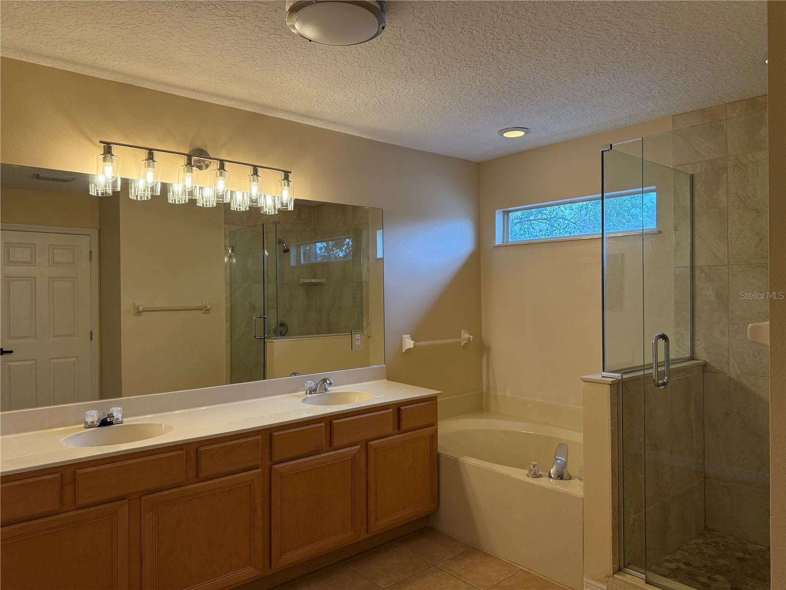 SPRINGVIEW UNIT 07 - Residential Lease