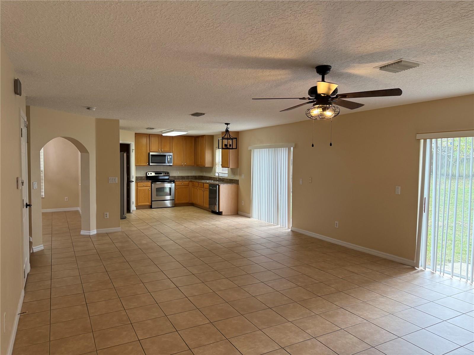 SPRINGVIEW UNIT 07 - Residential Lease