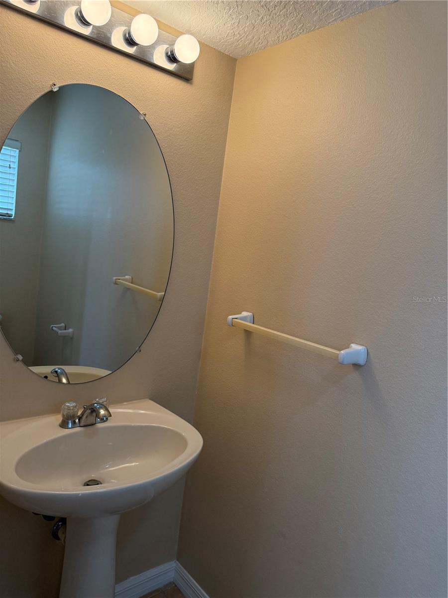 SPRINGVIEW UNIT 07 - Residential Lease