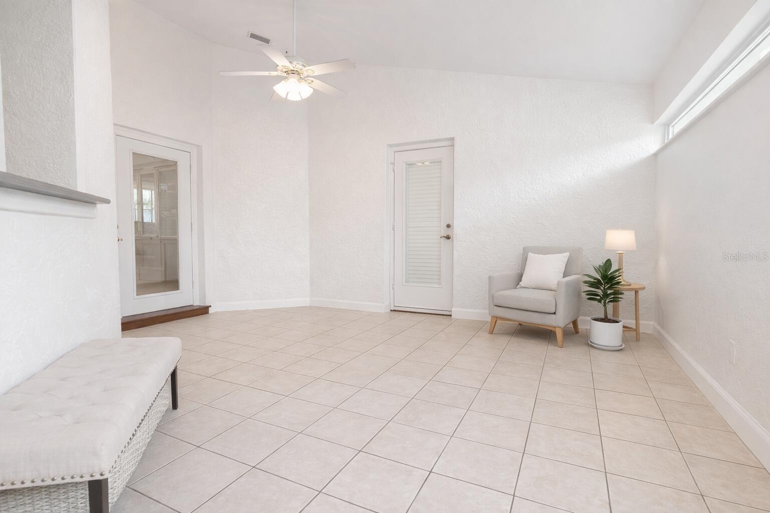 CARRIAGE HILL - Residential