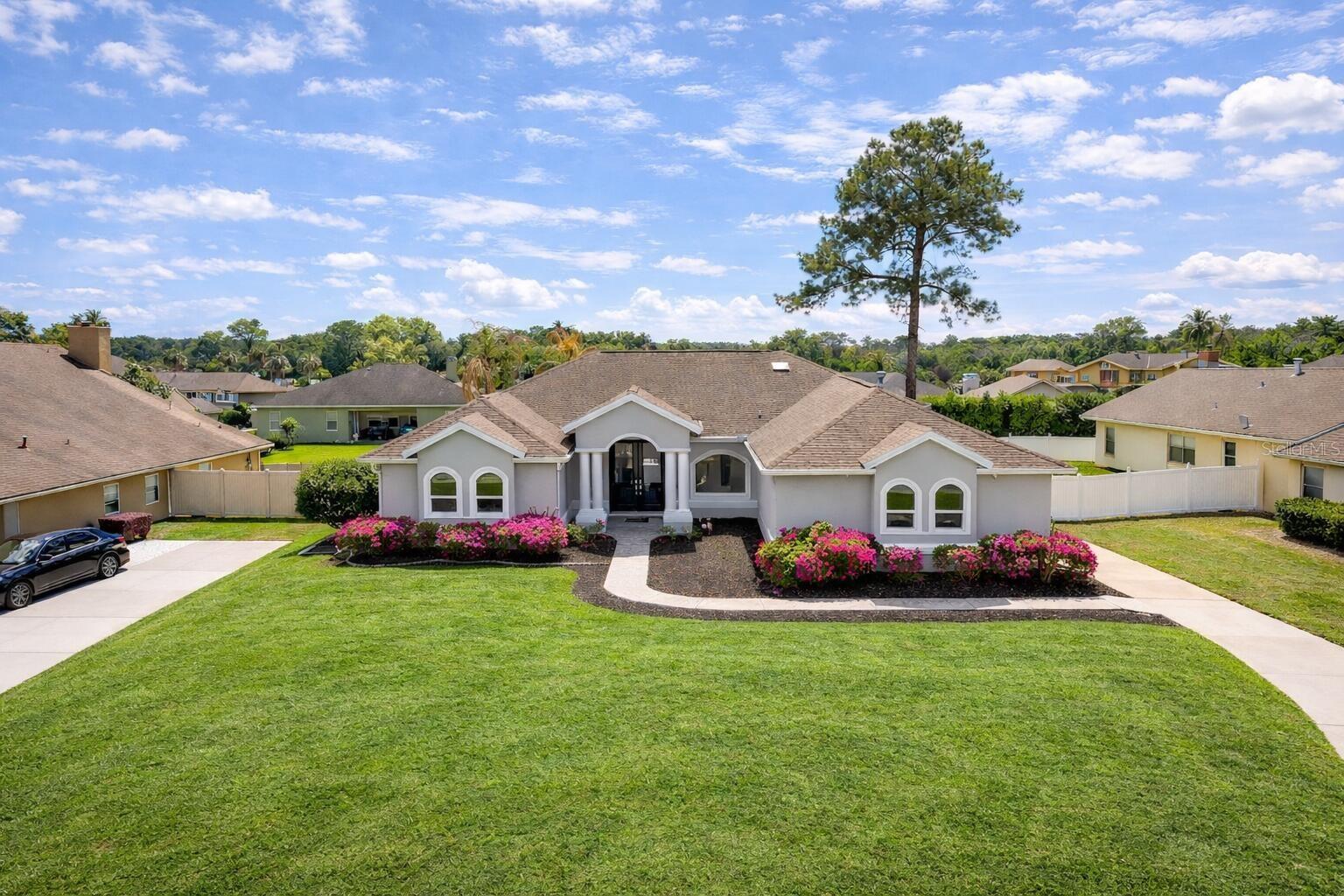 CARRIAGE HILL - Residential
