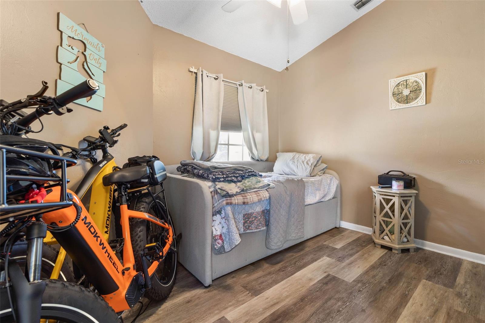 PALM COAST SEC 04 - Residential Income